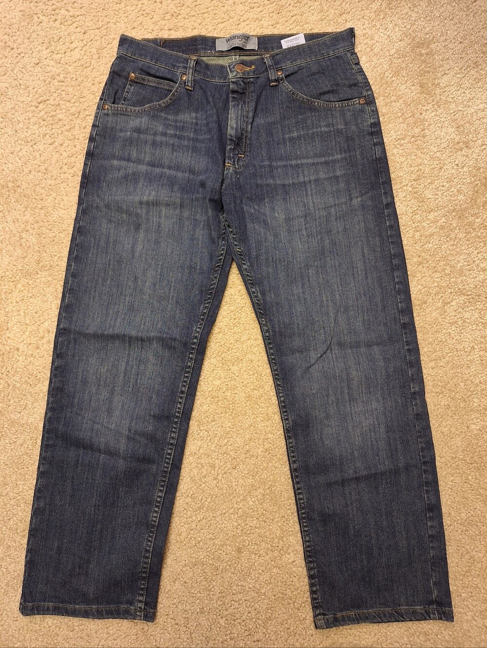 *NEW* Men's Wrangler Jeans - 33 X 28 - Picture 3 of 4